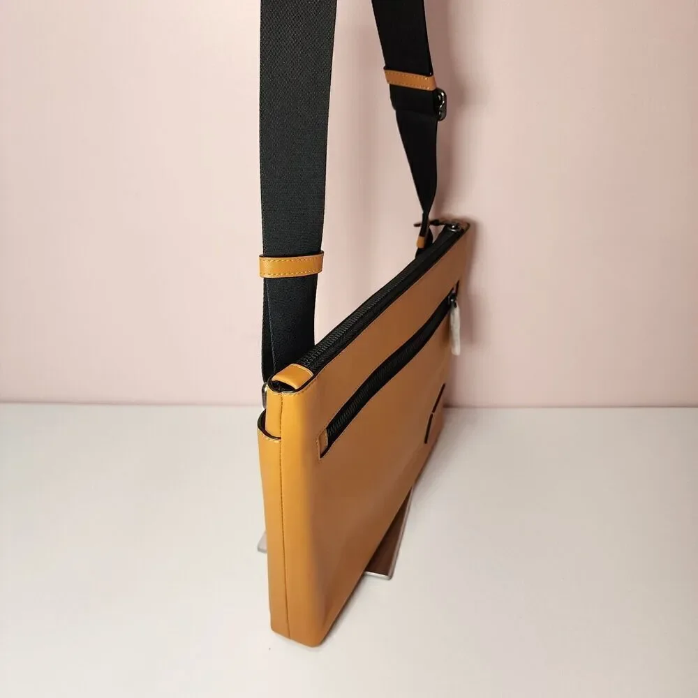 NWT Coach CW449 Men's Mustard Carrier Zip Yellow Calf Leather Crossbody Bag